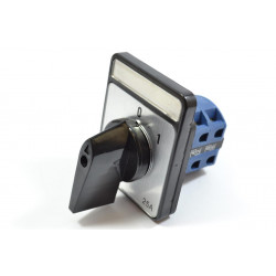 Grebenasti prekidač 0-1 3X25A MT-019